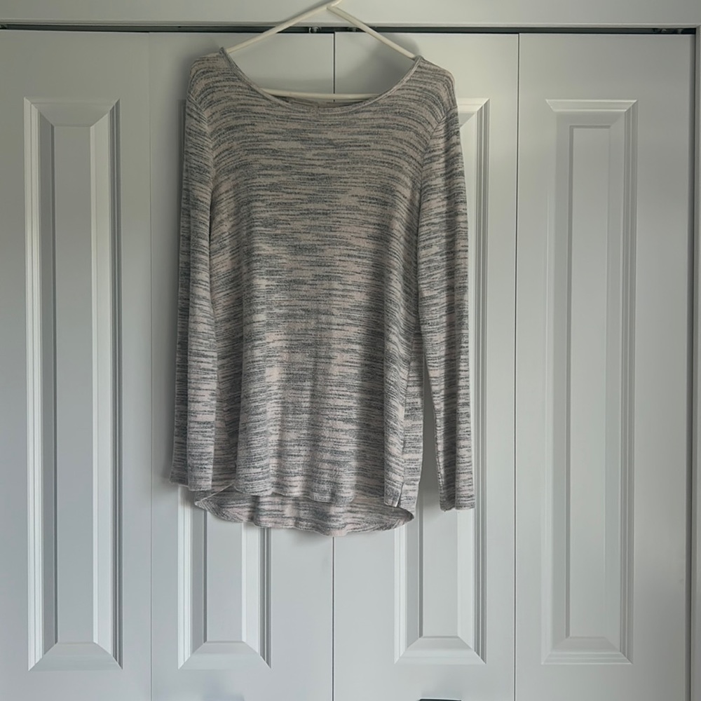 Criss Cross Back Long Sleeve